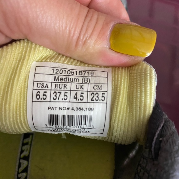 Brooks running shoes - Picture 5 of 6